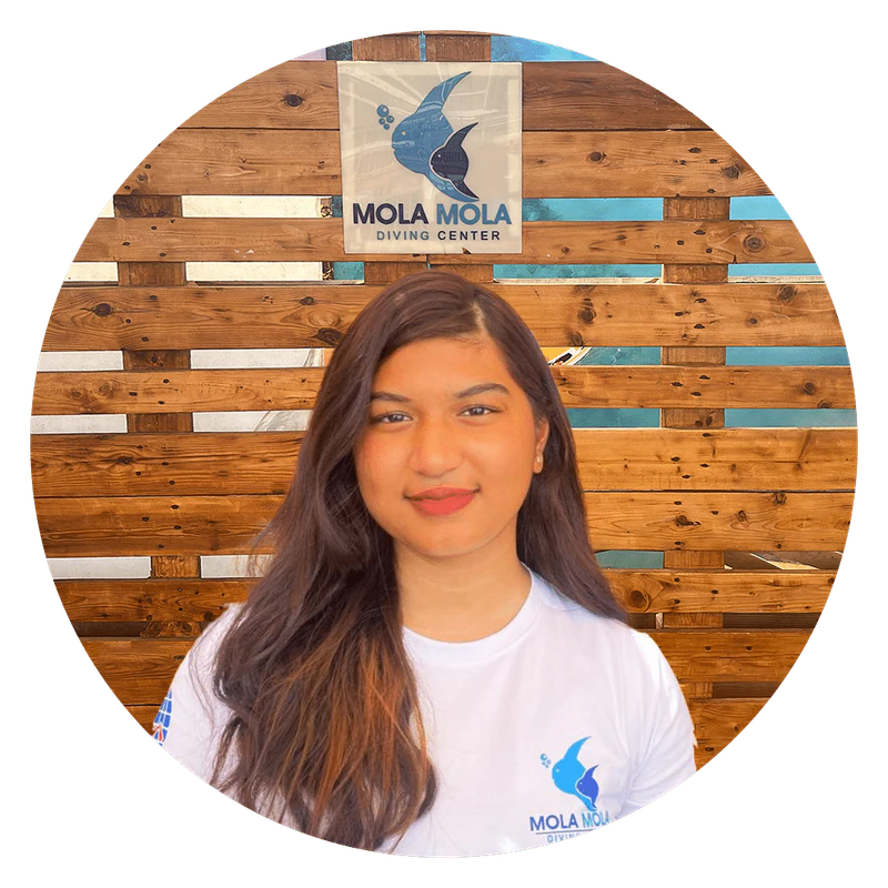 Faiyza, Office Receptionist at MolaMola Diving Center