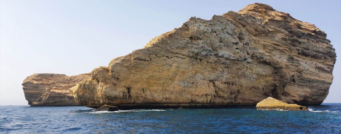 Snorkeling and Diving in Muscat Fahal Island Cover